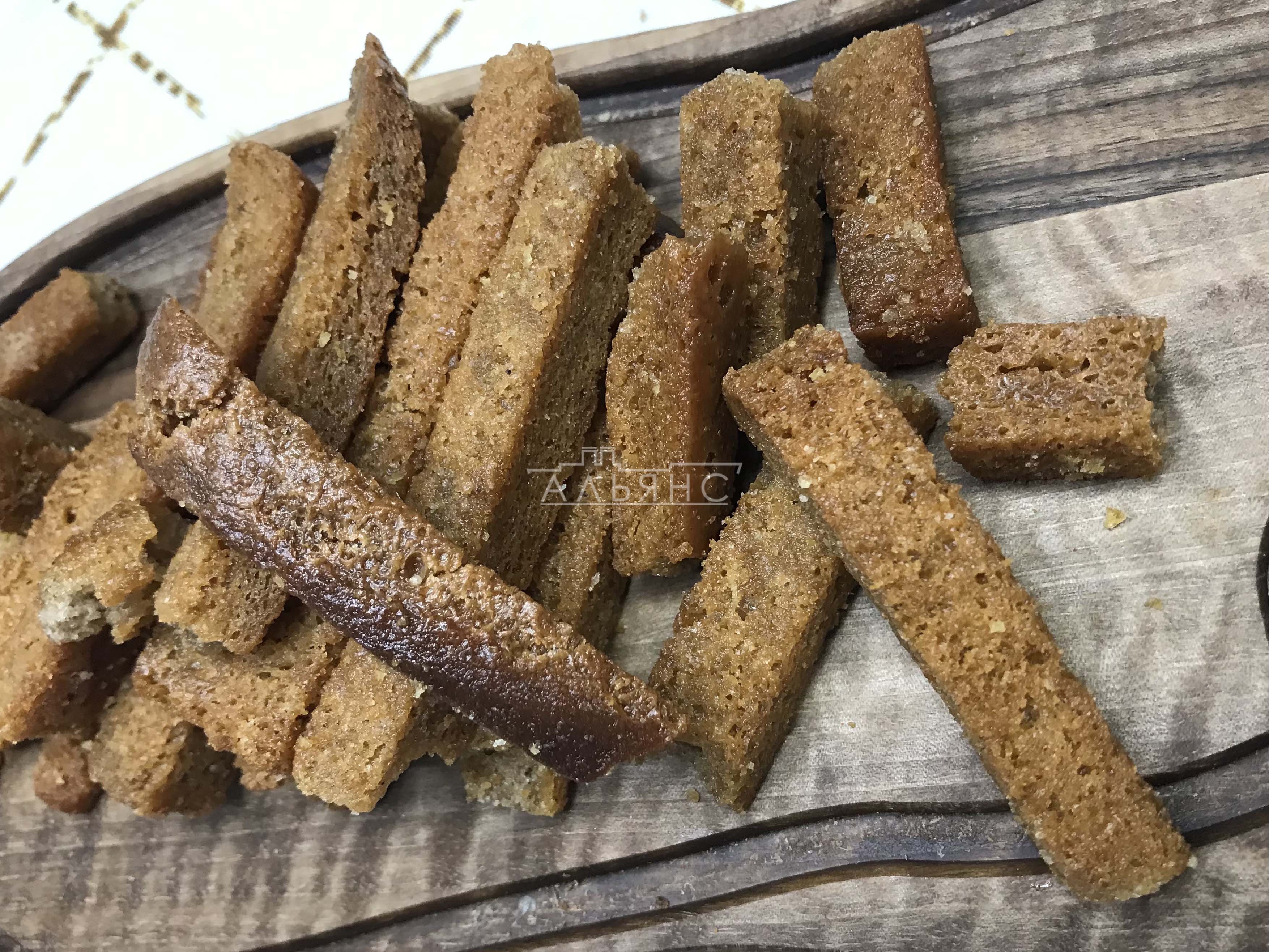 Деревенские гренки с чесноком в Ессентуках