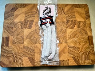 Фисташки: Колбаски сыровяленые Mini Fuet 