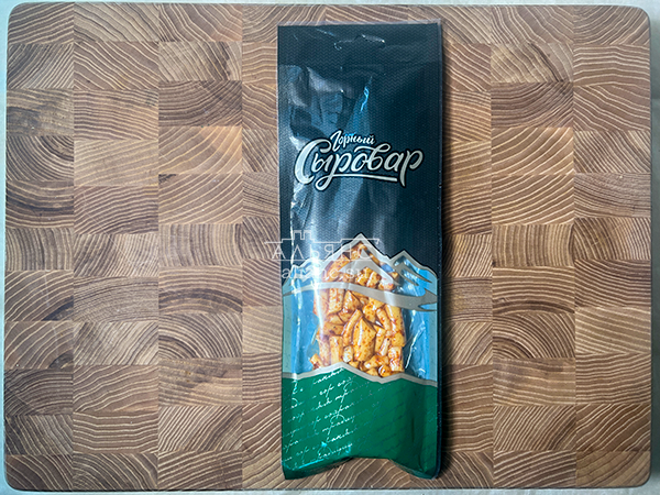 Сыр 60 гр ГОРНЫЙ СЫРОВАР (Бочонок копчёный с аджикой) в Ессентуках