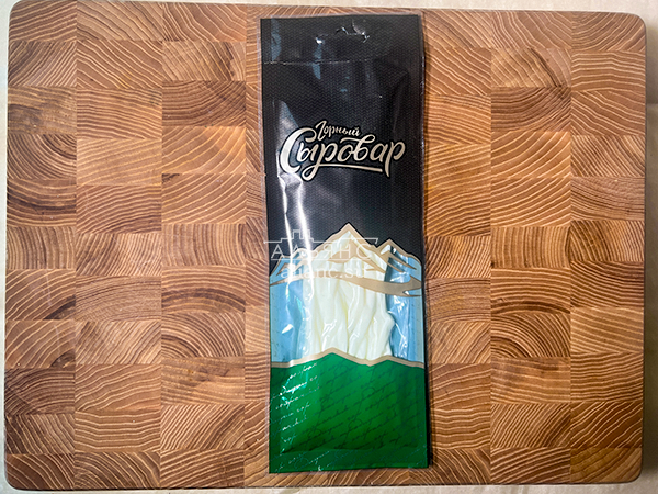 Сыр 60 гр ГОРНЫЙ СЫРОВАР (Нити) в Ессентуках